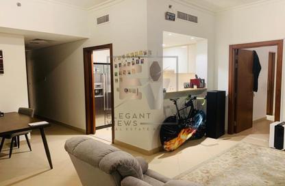 Apartment - 2 Bedrooms - 2 Bathrooms for rent in Burj Vista Tower 2 - Burj Vista - Downtown Dubai - Dubai