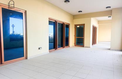 Apartment - 3 Bedrooms - 4 Bathrooms for sale in Marina Residences 1 - Marina Residences - Palm Jumeirah - Dubai