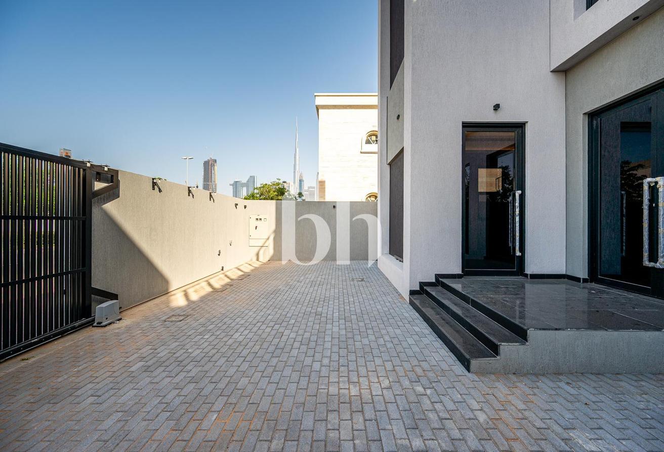 5Bedroom Villa | Landmark View | Unfurnished photo 17