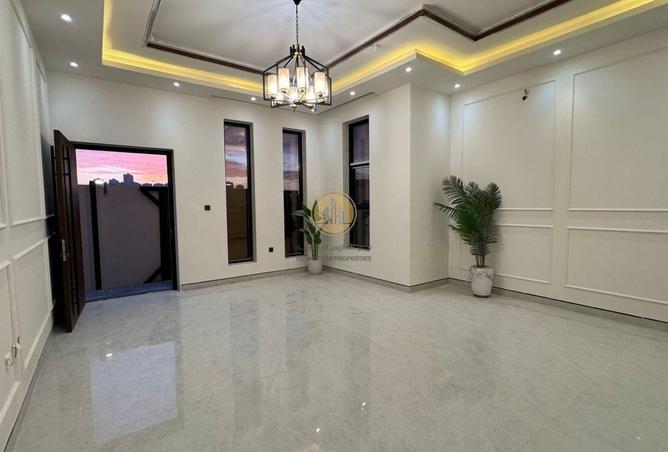 76973998 - Property Image 2