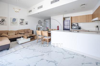 Apartment - 2 - 2 for rent in Oasis 1 - Oasis Residences - Masdar City - Abu Dhabi