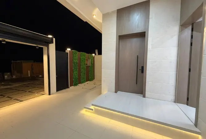 155589182 - Property Image 3