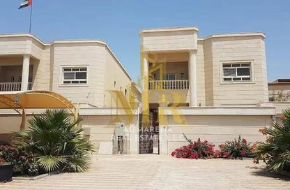 Villa - 5 Bedrooms - 7 Bathrooms for sale in Al Mowaihat 2 - Al Mowaihat - Ajman