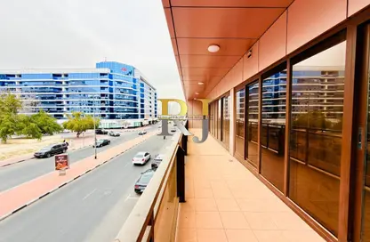 Apartment - 3 Bedrooms - 3 Bathrooms for rent in Golden Sands 9 - Mankhool - Bur Dubai - Dubai