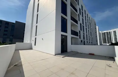 Apartment - 2 Bedrooms - 2 Bathrooms for rent in Rehan Apartments - Aljada - Sharjah