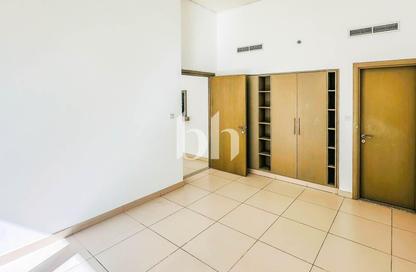 Apartment - 1 Bedroom - 2 Bathrooms for rent in The Lofts West - The Lofts - Downtown Dubai - Dubai