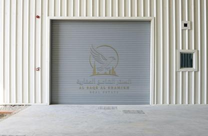 Warehouse - Studio - 1 for rent in Al Sajaa S - Al Sajaa - Sharjah