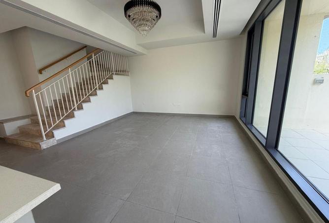 79002363 - Property Image 2