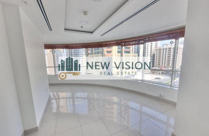 Office Space - Studio - 2 for rent in Al Khan Corniche - Al Khan - Sharjah