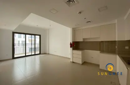 Apartment - 2 Bedrooms - 2 Bathrooms for sale in Hayat Boulevard 1A - Hayat Boulevard 1 - Hayat Boulevard - Town Square - Dubai