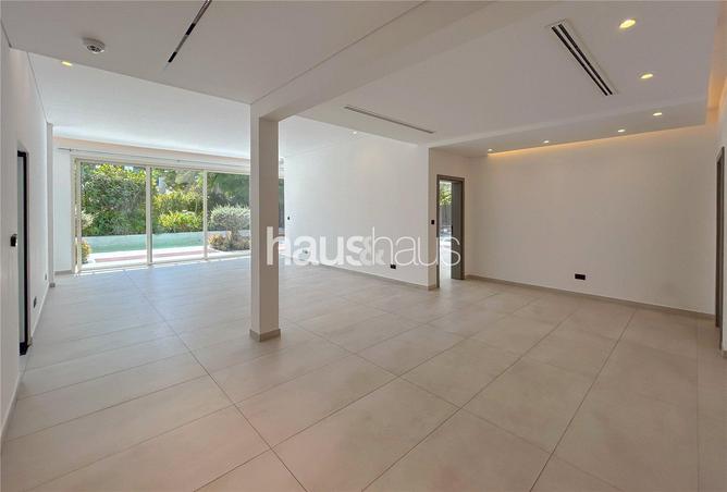 103700952 - Property Image 2