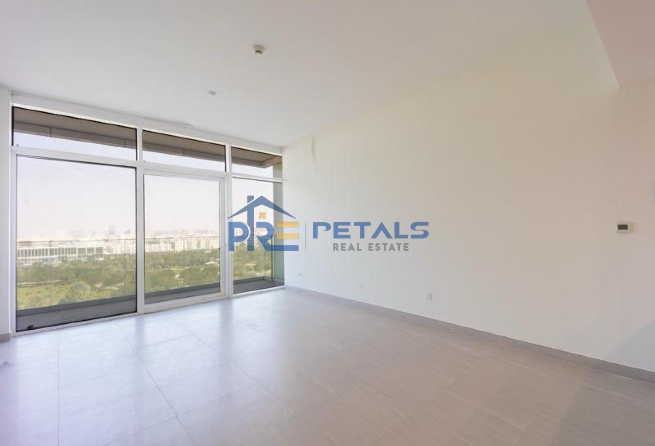 Huge Balcony | Unfurnished | Dubai Frame View photo 6