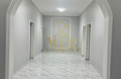 فيلا - 8 غرف نوم - 8 حمامات للبيع في 2 المويهات - المويهات - عجمان