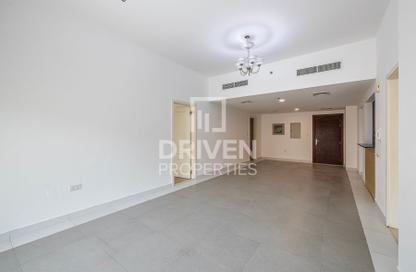 Apartment - 2 Bedrooms - 3 Bathrooms for rent in Sandhurst House - District 10 - Jumeirah Village Circle - Dubai