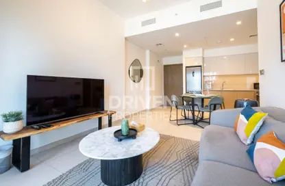 Apartment - 1 Bedroom - 1 Bathroom for sale in Burj Royale - Downtown Dubai - Dubai