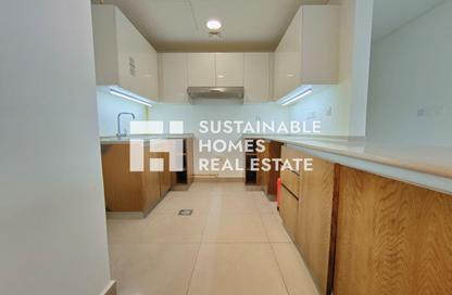 Apartment - 2 Bedrooms - 3 Bathrooms for sale in The Wave - Najmat Abu Dhabi - Al Reem Island - Abu Dhabi