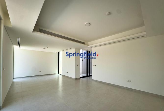 101711603 - Property Image 2