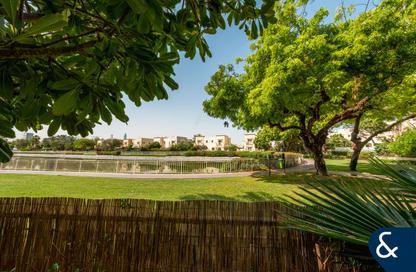 Villa - 3 Bedrooms - 4 Bathrooms for sale in Springs 7 - The Springs - Dubai