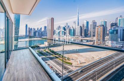 Apartment - 1 - 2 for sale in SOL Bay - Business Bay - Dubai