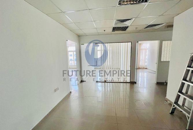 77396213 - Property Image 3