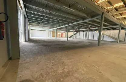 مستودع - استوديو - 2 حمامات للايجار في الجرف الصناعية 2 - الجرف الصناعية - عجمان