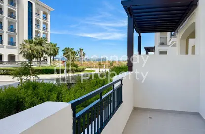 Apartment - 1 Bathroom for sale in Views A - Yas Golf Collection - Yas Island - Abu Dhabi