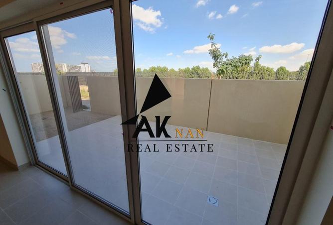 110990212 - Property Image 3