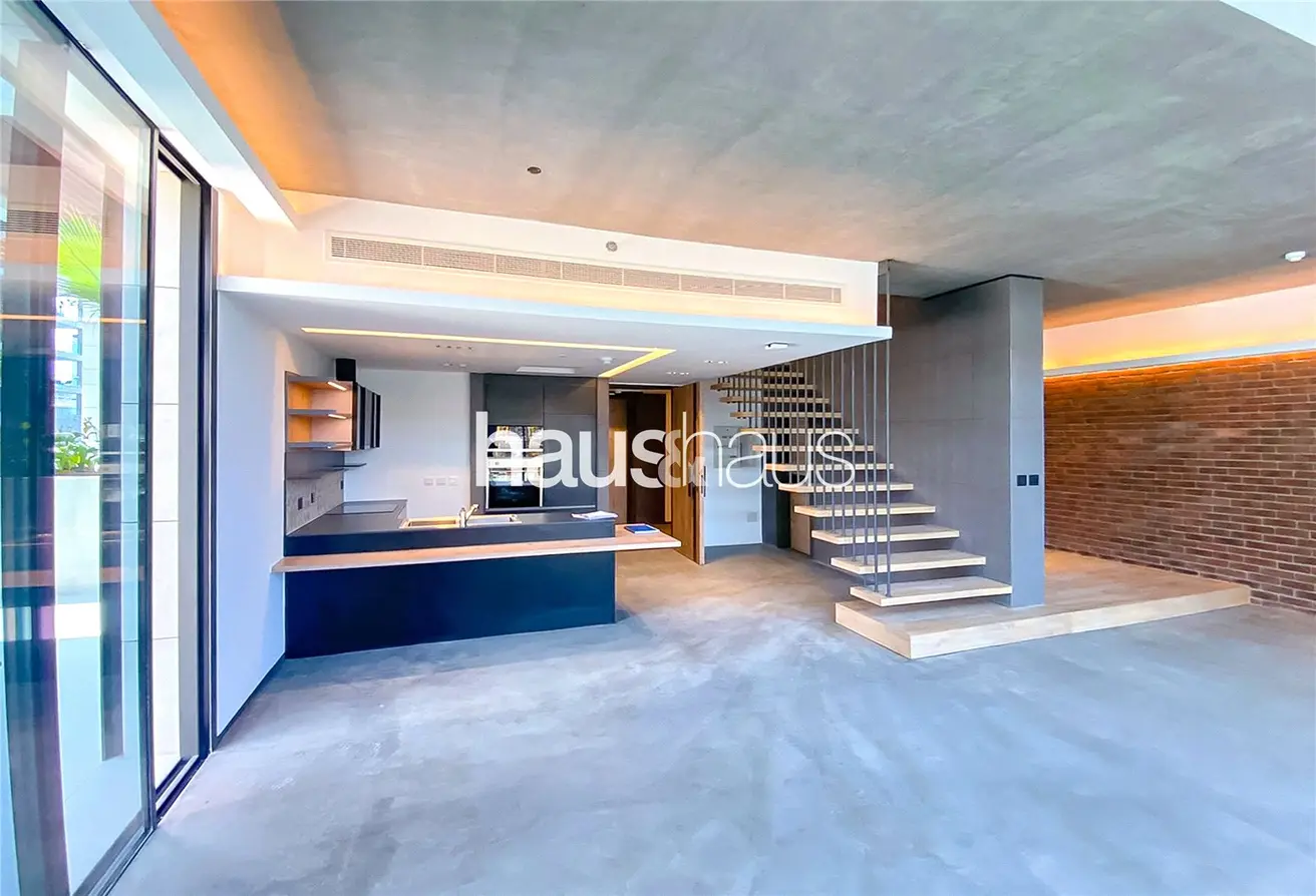 156893501 - Property Main Image