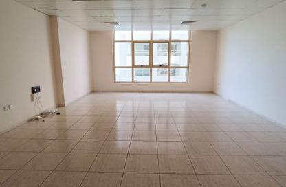 Apartment - Studio - 1 Bathroom for rent in Al Majaz 2 - Al Majaz - Sharjah