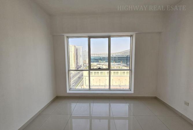 116829992 - Property Image 3