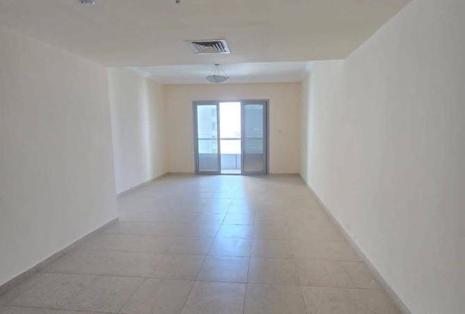 53161158 - Property Image 2