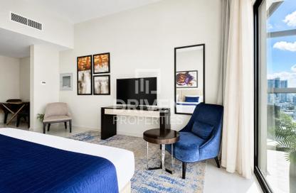 Apartment - Studio - 1 Bathroom for rent in Golf Veduta Hotel Apartments B - Golf Veduta Hotel Apartments - Golf Town - Damac Hills - Dubai