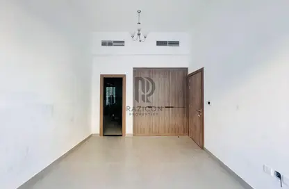 Apartment - 1 Bedroom - 2 Bathrooms for rent in International City Phase 2 - Al Warsan 4 - Al Warsan - Dubai