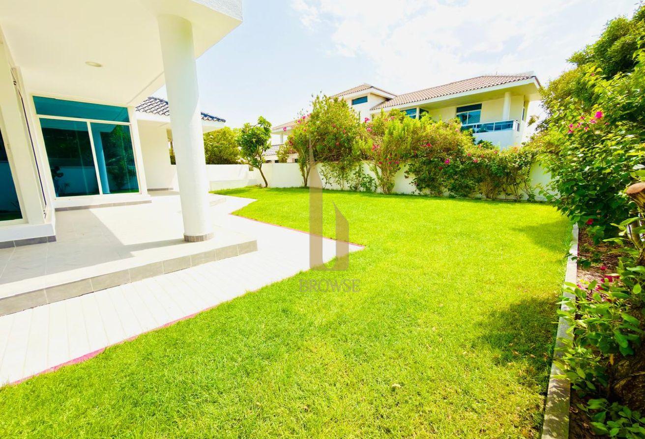 Private Garden| Compund 5BR Shared Pool + Gym photo 6