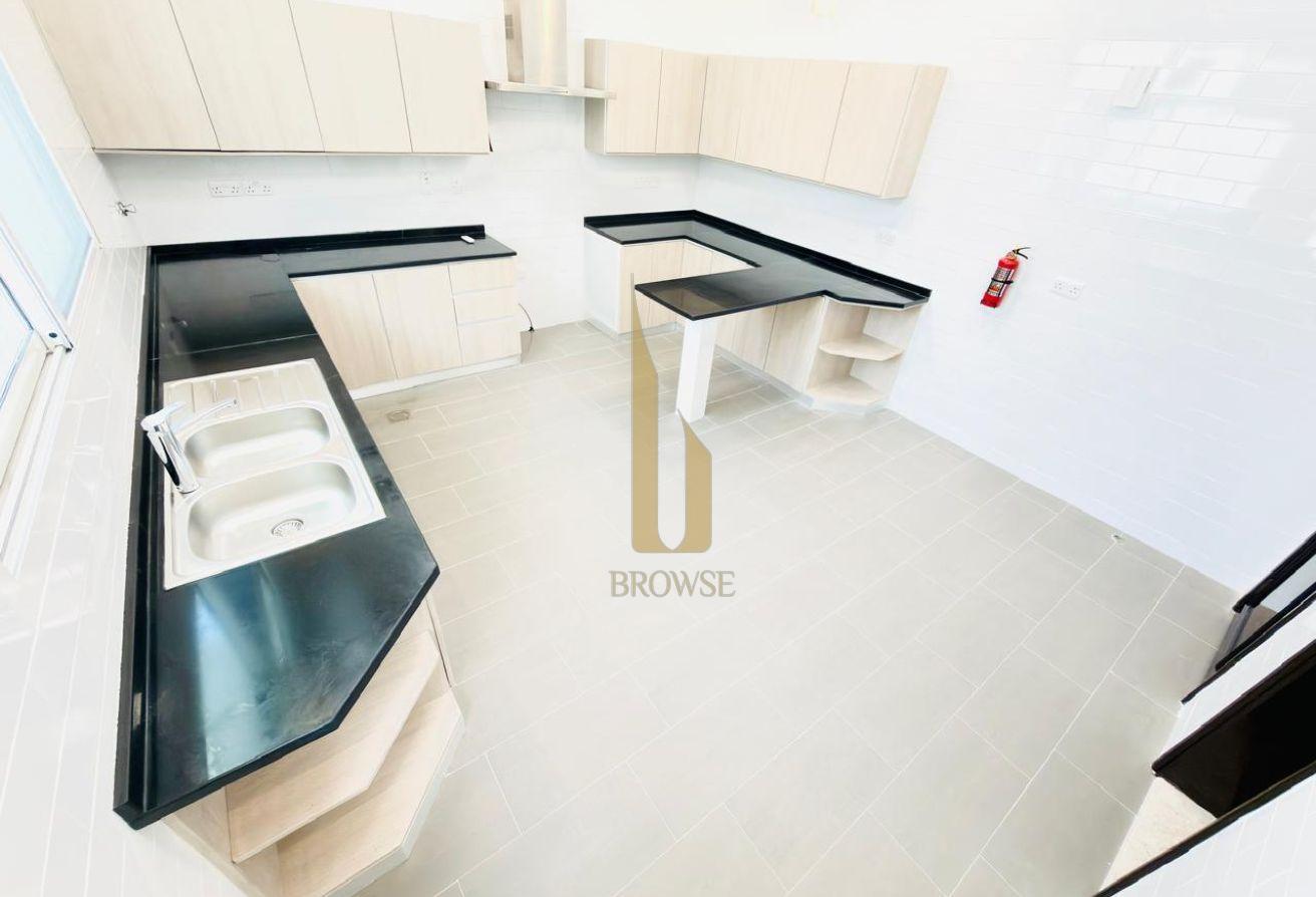 Private Garden| Compund 5BR Shared Pool + Gym photo 13