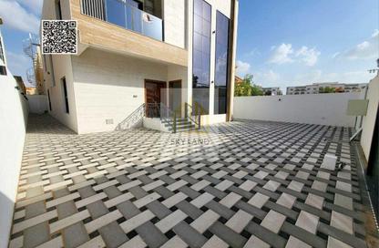 Villa - 5 Bedrooms - 7 Bathrooms for sale in Al Mowaihat 1 - Al Mowaihat - Ajman