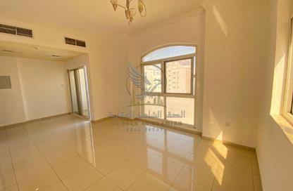 Apartment - 1 Bedroom - 2 Bathrooms for rent in Al Qulaya'ah - Al Sharq - Sharjah