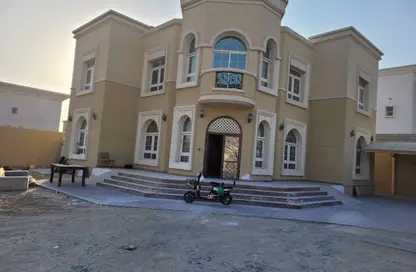 Villa - 5 Bedrooms - 5 Bathrooms for rent in Al Barsha South 2 - Al Barsha South - Al Barsha - Dubai