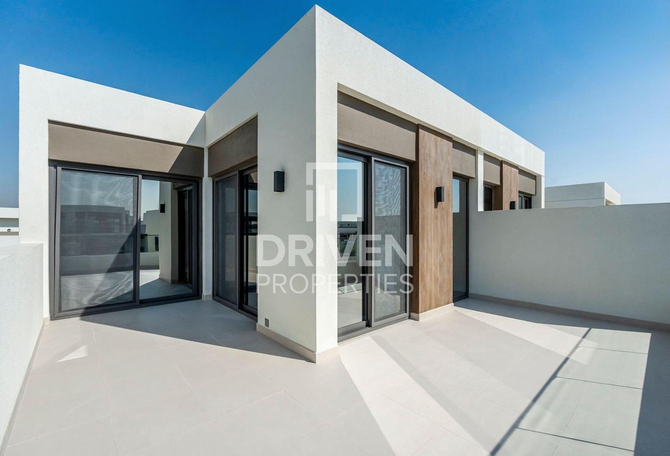 Modern Villa | Direct Access to Pool and Gym photo 17