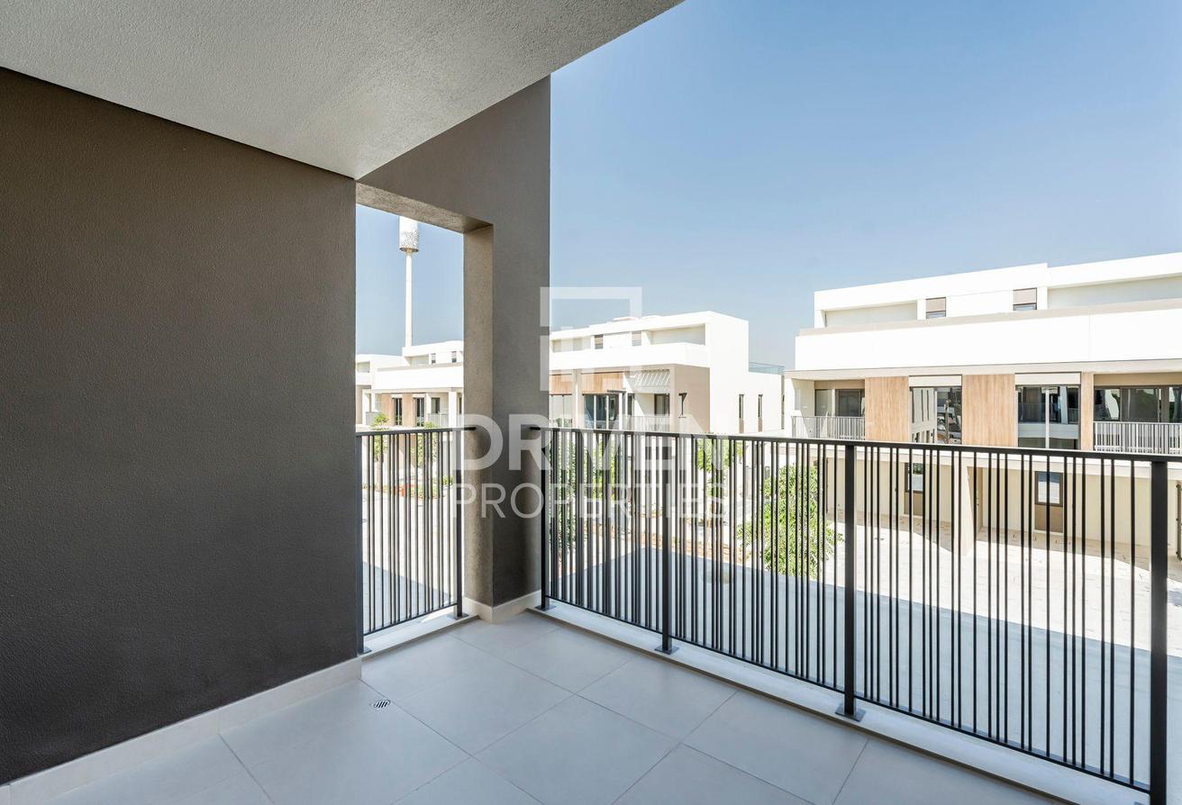 Modern Villa | Direct Access to Pool and Gym photo 24
