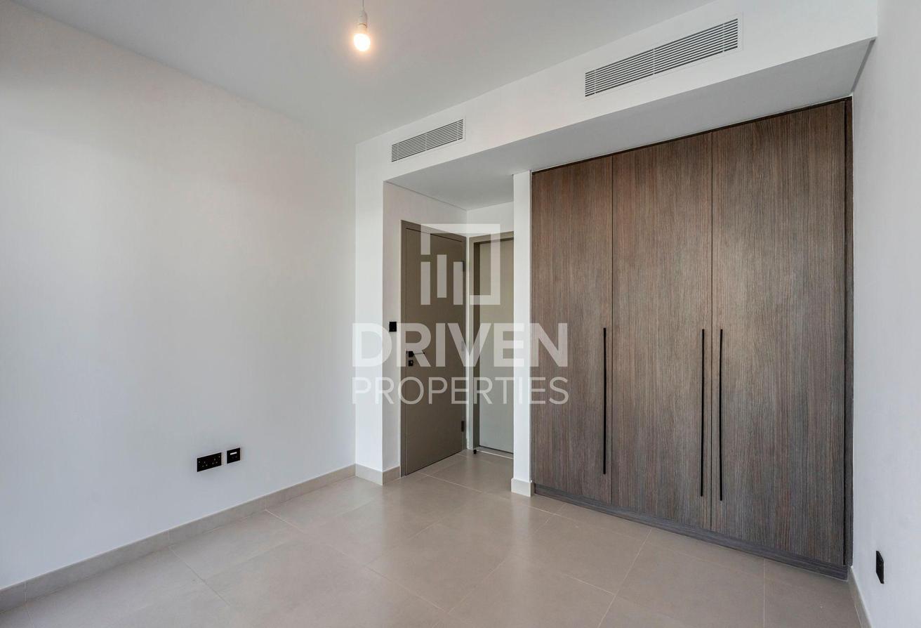 Modern Villa | Direct Access to Pool and Gym photo 8