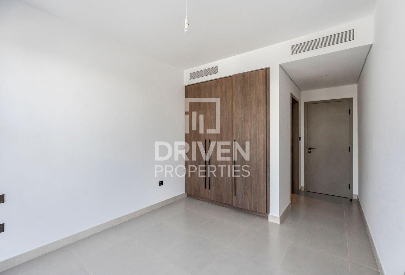 Modern Villa | Direct Access to Pool and Gym photo 14