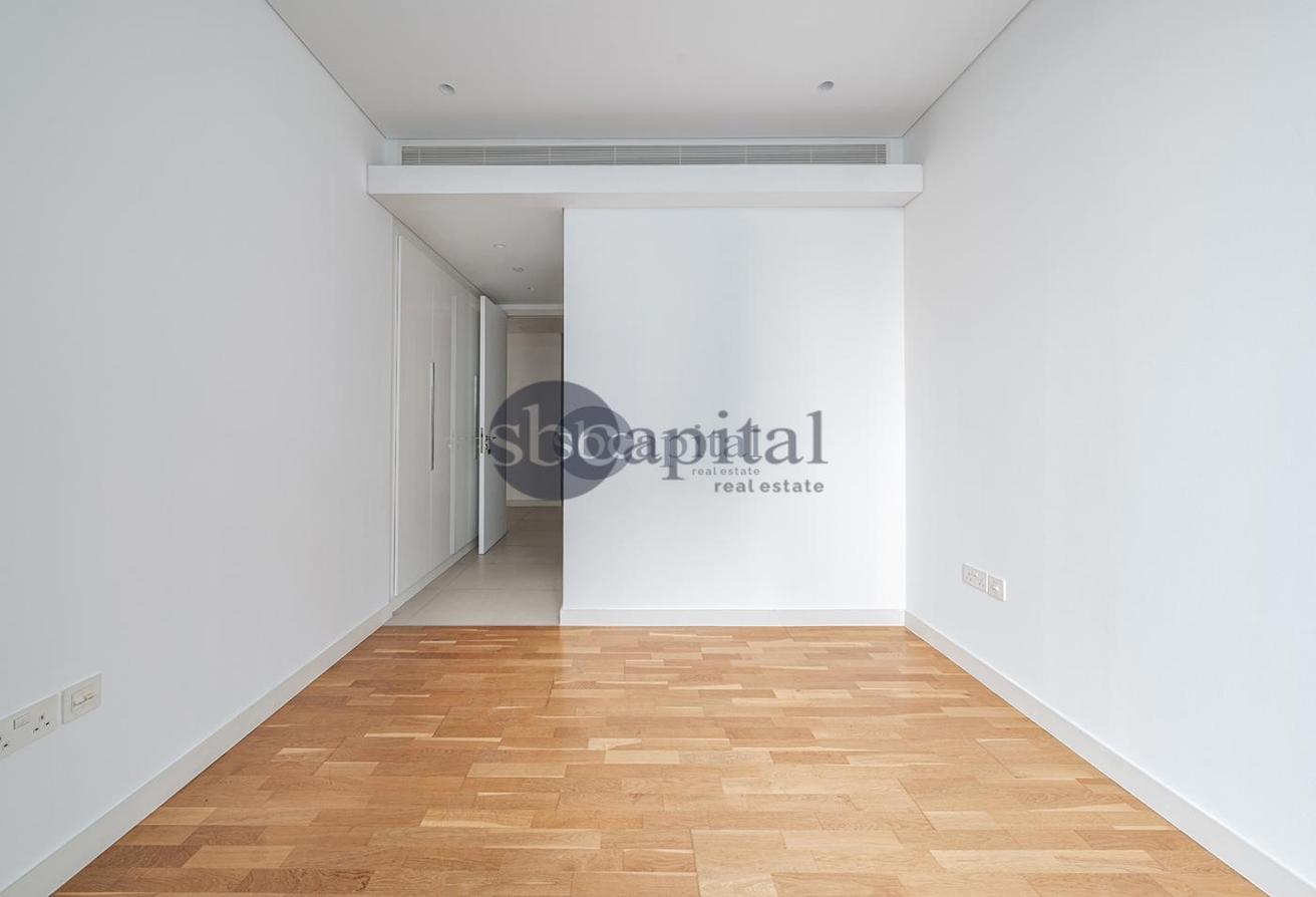 Available Now | Unfurnished | Great Condition photo 6