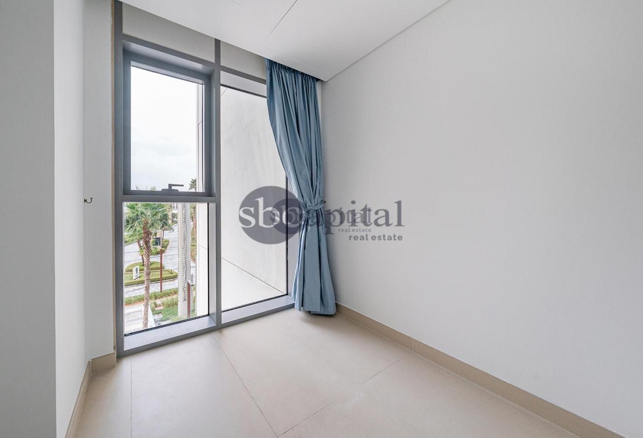 Available Now | Unfurnished | Great Condition photo 12