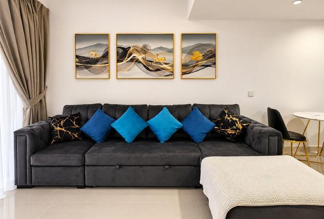 Luxury Upgraded! Fully Furnished! Canal View photo 2