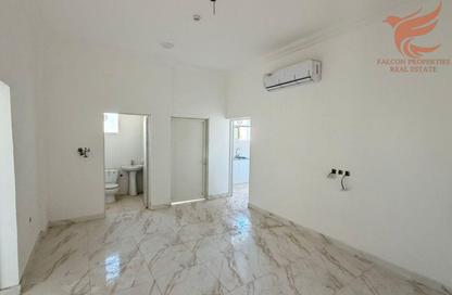Apartment - 1 Bedroom - 1 Bathroom for rent in Seih Al Uraibi - Ras Al Khaimah