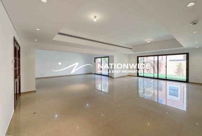 107303438 - Property Image 3