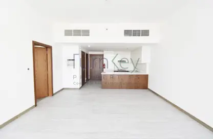 Apartment - 1 Bedroom - 2 Bathrooms for rent in Hameni Tower - District 15 - Jumeirah Village Circle - Dubai Apartment - 1 Bedroom - 2 Bathrooms for rent in Hameni Tower - District 15 - Jumeirah Village Circle - Dubai