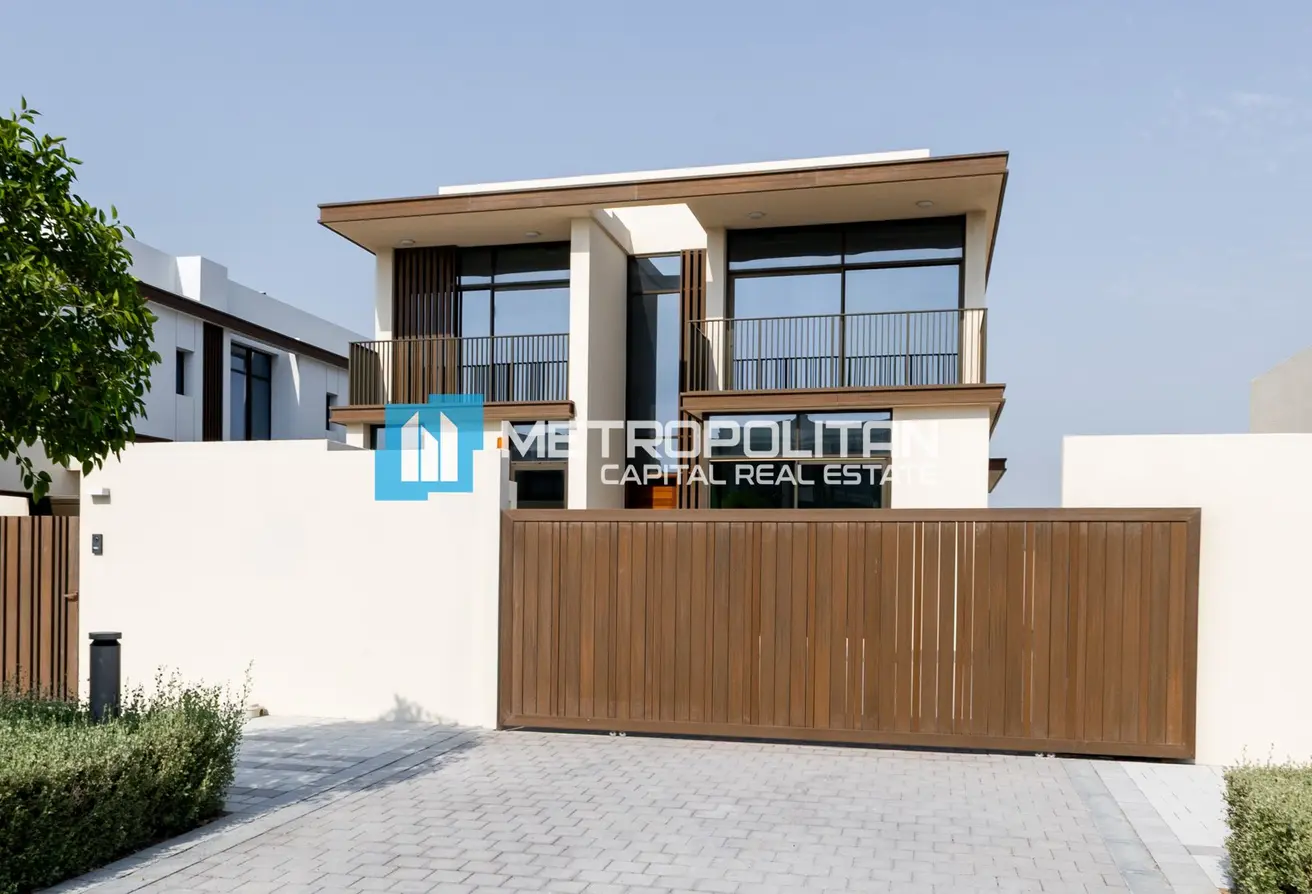 155058107 - Property Main Image