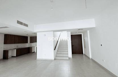 Townhouse - 3 - 3 for rent in Shams Townhouses - Town Square - Dubai